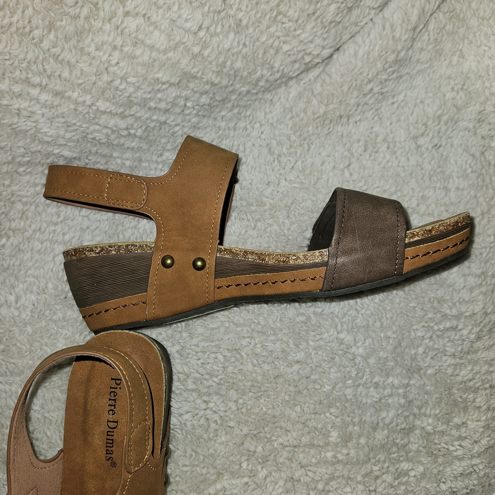 Pierre Dumas Brown and Tan Women's Sandals